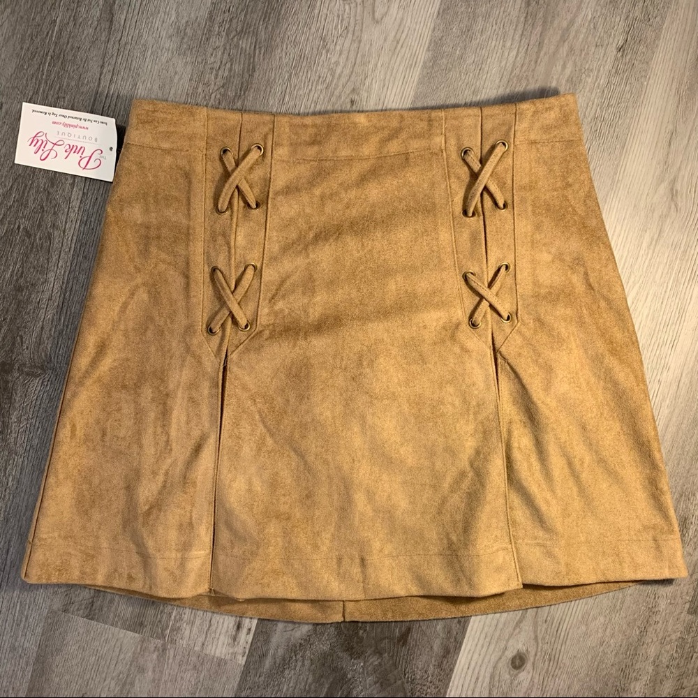 NWT! Tan mini skirt